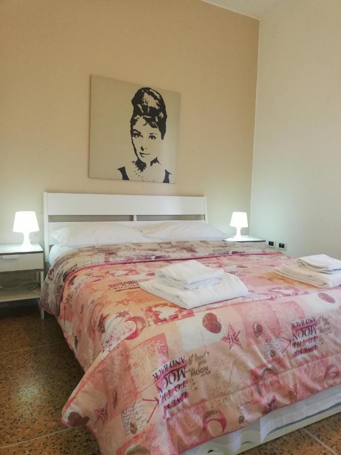 Pearl Pisa Guest House Room photo